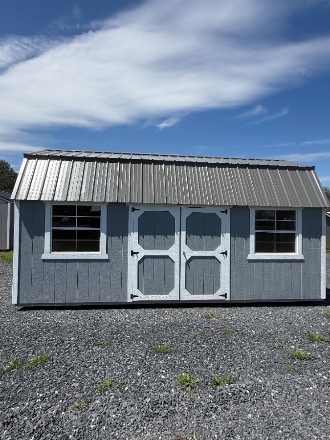 Lofted Barn - 10x20